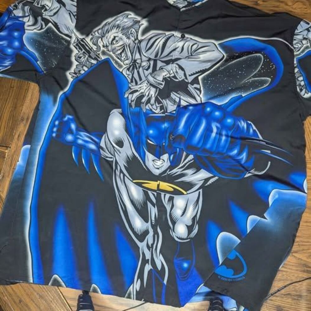 Vintage 2001 Batman Vs Joker Mens Size 2XL Warner Bros DC Comics Shirt Button Up